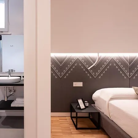 Domu' Montegrappa 54 Πανσιόν