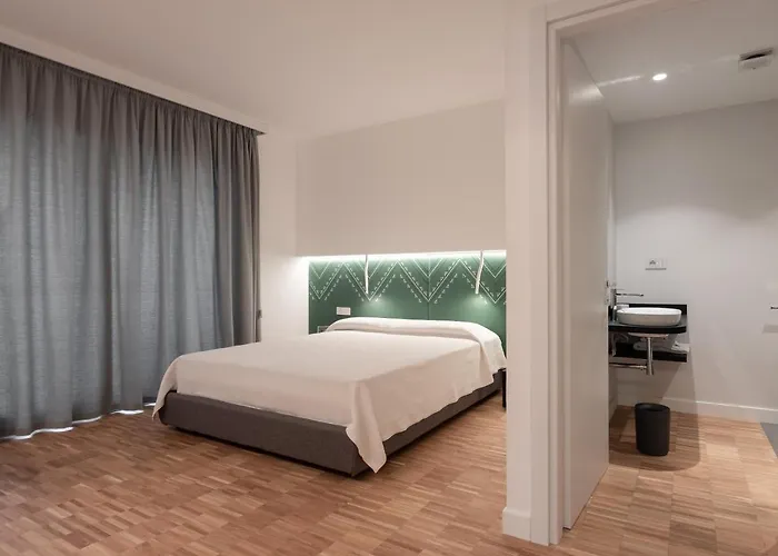 Domu' Montegrappa 54 4*